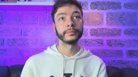    online show from November 23, 12:16 pm