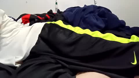 Snapshot of noah_wesley chatting on December 19, 12:02 am Noah Wesley online show from December 19, 12:02 am