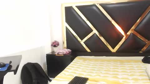 noah online show from December 20, 8:16 pm