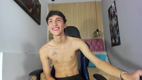 NoahMaels online show from February 25, 1:45 pm