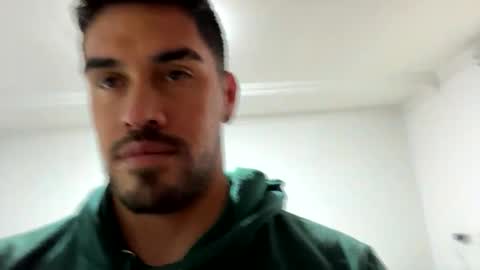 Snapshot of noahsexx98 chatting on November 2, 12:31 pm noahsexx98 online show from November 2, 12:31 pm