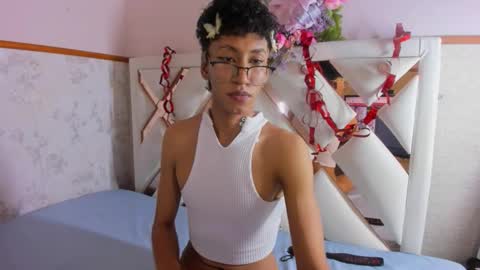 noamillers online show from January 6, 8:24 pm