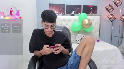 Noha Scott online show from March 17, 11:29 pm