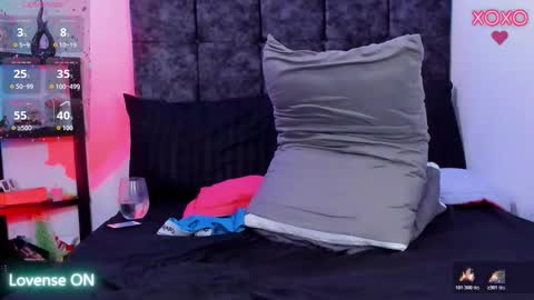 Nolan  online show from March 20, 6:45 pm