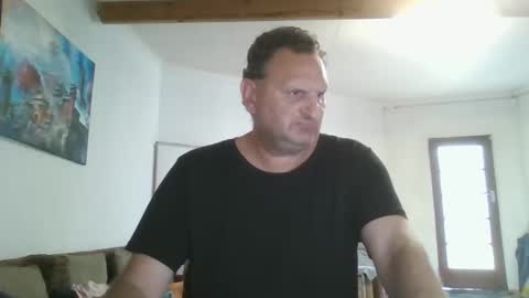 Nollie online show from February 18, 11:00 am