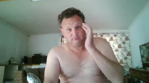 Nollie online show from December 14, 6:02 am