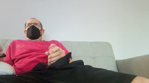 noneya143x2 online show from June 24, 1:14 pm