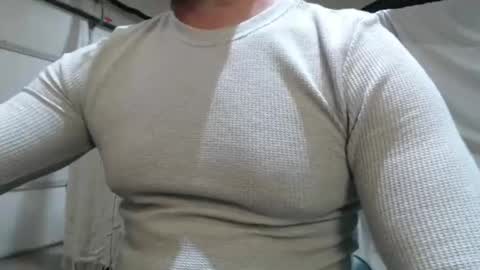 not_me_420 online show from May 12, 3:53 pm