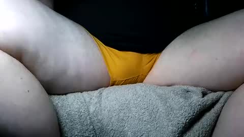 nottoobored online show from June 23, 3:33 am