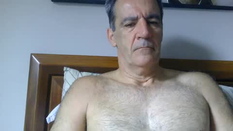 nudeisbest_123 online show from August 1, 3:27 am