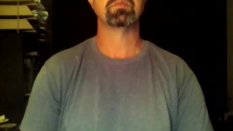 nvrenuff1979 online show from March 13, 11:07 am