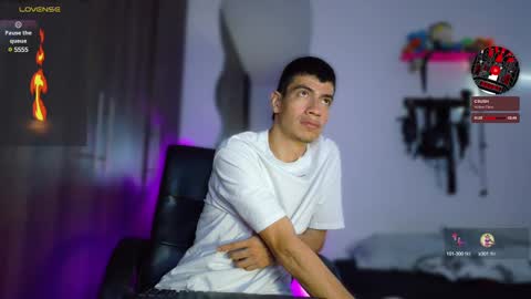 David and Steven Independents online show from February 16, 7:27 pm