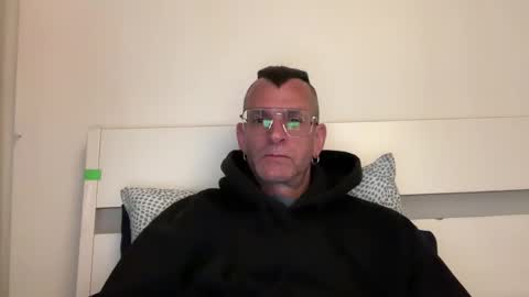 Jonathan Deep online show from April 4, 4:15 pm