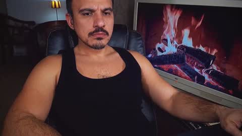 officeman7 online show from January 12, 5:44 pm