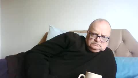 old_fkr online show from February 7, 9:16 am