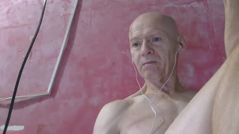 oldbuthorny62 online show from June 27, 1:19 am