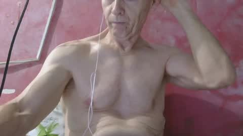 oldbuthorny62 online show from June 30, 2:01 am