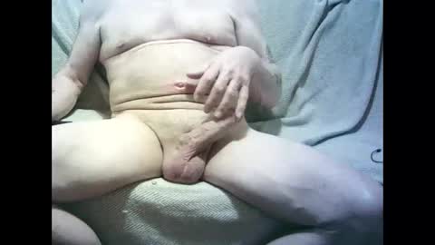 oldercock1411 online show from March 1, 5:45 pm