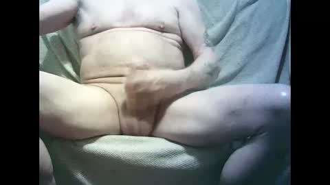 oldercock1411 online show from March 3, 5:04 am