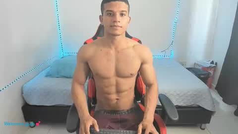 oliver thompsson online show from March 28, 7:36 pm