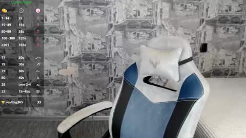 Oliver online show from November 29, 10:28 am