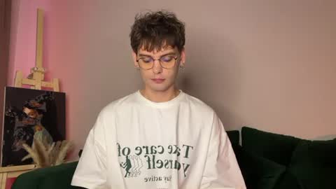 oliverlawrence online show from July 11, 3:47 pm