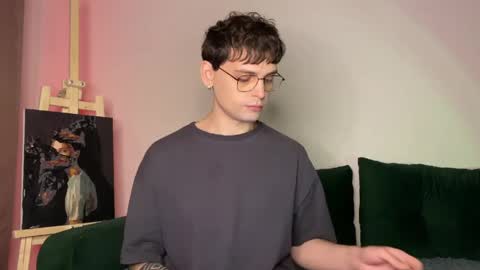 oliverlawrence online show from June 3, 7:19 pm