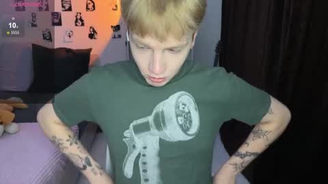 oliver online show from October 16, 5:10 pm