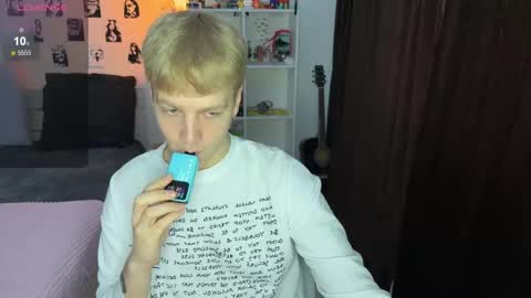 oliver online show from October 13, 1:06 pm