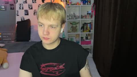 oliver online show from November 20, 1:43 pm