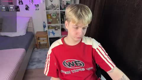 oliver online show from February 26, 3:02 pm