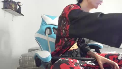 oliverthompson_01 online show from February 20, 2:29 am