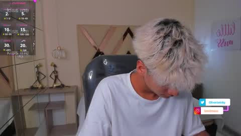 Oliver online show from November 10, 1:38 pm