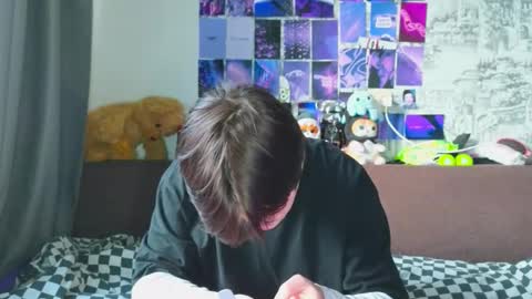 Tony online show from December 14, 8:43 am