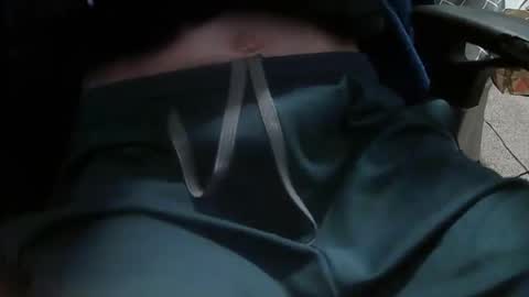 Snapshot of omegapogchamp chatting on October 19, 4:39 am omegapogchamp online show from October 19, 4:39 am