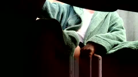 oneeyesnake1843142 online show from October 18, 9:25 am