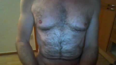 ooehot online show from November 15, 7:32 am