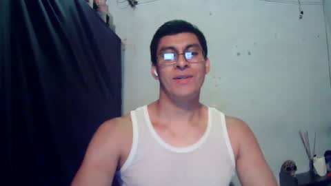 oomaurooo online show from July 6, 7:49 am