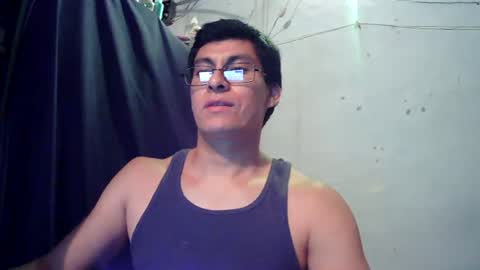 oomaurooo online show from July 28, 8:11 am