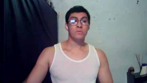 oomaurooo online show from July 9, 7:34 am