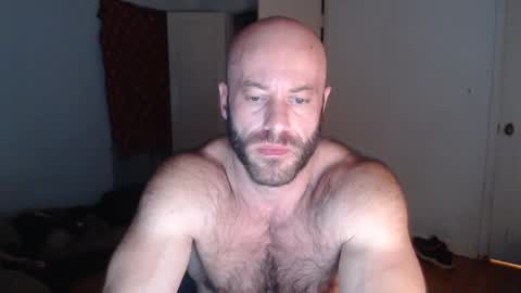 Snapshot of oregon87 chatting on February 21, 4:07 am The Oregon Lumberjack online show from February 21, 4:07 am