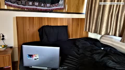 Fansly and Instagram -  online show from March 29, 5:51 am