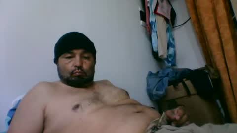 oscarjhe3512 online show from July 13, 3:08 am
