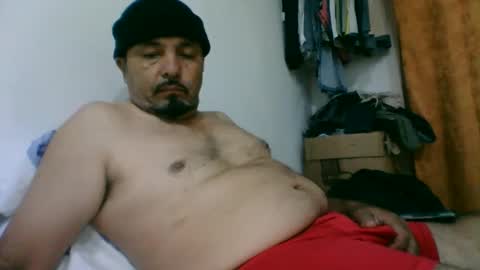 oscarjhe3512 online show from June 2, 2:23 am