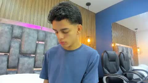 Owen Johnson online show from July 25, 11:51 am