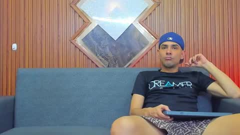 owen_mccarthy online show from December 16, 11:55 am