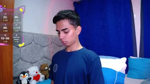 Snapshot of owenblue__ chatting on September 21, 12:22 am Owen Independent model online show from September 21, 12:22 am