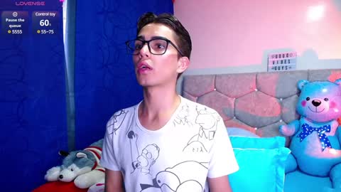 Snapshot of owenblue__ chatting on February 7, 2:47 pm Owen Independent model online show from February 7, 2:47 pm