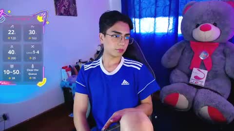 Owen  Independent model  online show from July 28, 12:48 pm