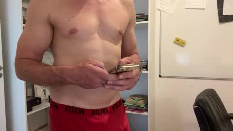 angeleyes07 online show from April 6, 1:45 pm